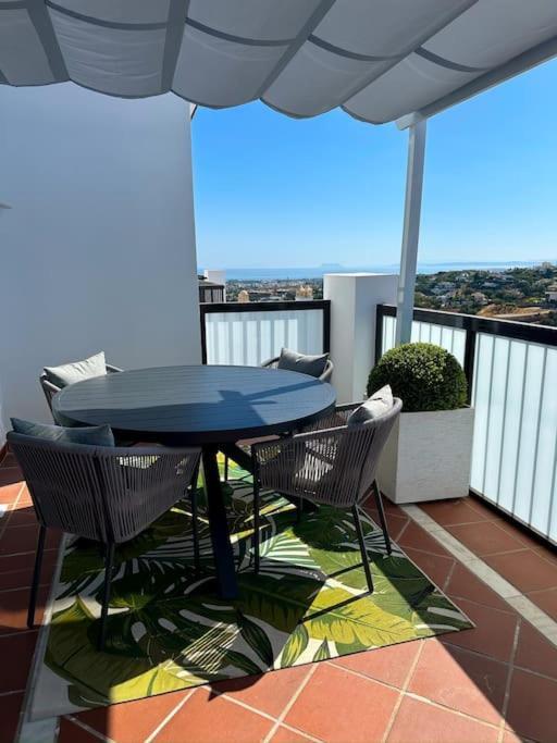 Oceanview Luxury Penthouse Apartamento Estepona Exterior foto