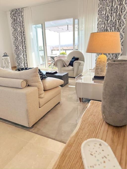 Oceanview Luxury Penthouse Apartamento Estepona Exterior foto