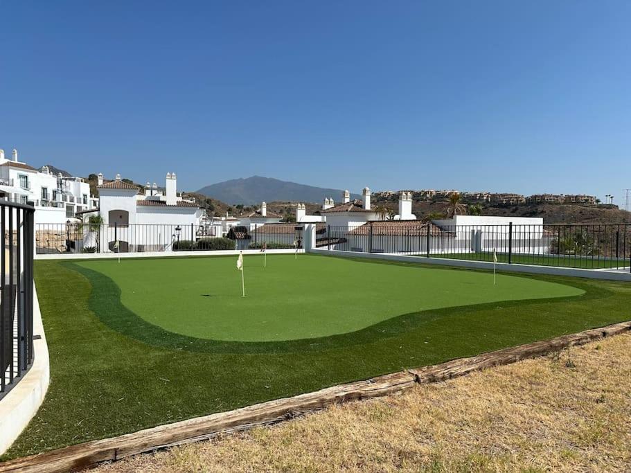 Oceanview Luxury Penthouse Apartamento Estepona Exterior foto